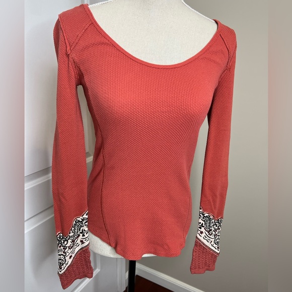 NWOT Free People Bandana Cuff Thermal Top Size XS - Picture 4 of 11